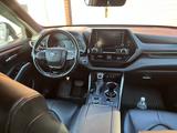 Toyota Highlander 2021 года за 16 000 000 тг. в Актобе – фото 5