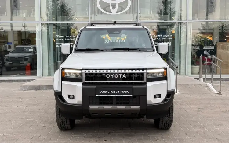 Toyota Land Cruiser Prado Comfort 2025 года за 28 990 000 тг. в Астана