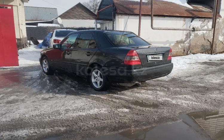 Mercedes-Benz C 220 1993 года за 1 382 111 тг. в Алматы