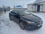 Toyota Camry 2015 года за 7 500 000 тг. в Акжар – фото 4