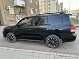 Lexus LX 570 2011 годаүшін22 000 000 тг. в Астана