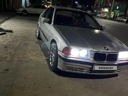BMW 318 1992 года за 1 000 050 тг. в Тараз