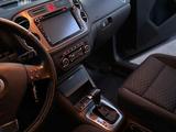 Volkswagen Tiguan 2010 года за 5 100 000 тг. в Петропавловск – фото 3