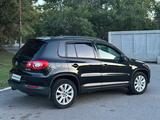 Volkswagen Tiguan 2010 года за 5 100 000 тг. в Петропавловск – фото 4