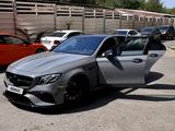 Mercedes-Benz E 63 AMG 2017 годаfor40 000 000 тг. в Алматы