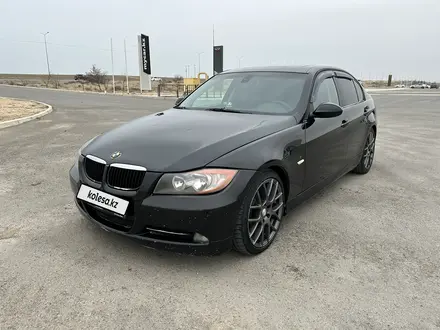 BMW 328 2006 года за 4 000 000 тг. в Актау – фото 2