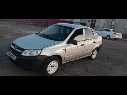 ВАЗ (Lada) Granta 2190 2013 года за 1 100 000 тг. в Астана – фото 2