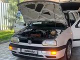 Volkswagen Golf 1993 годаүшін1 700 000 тг. в Алматы