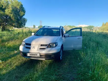 Mitsubishi Outlander 2004 года за 4 000 000 тг. в Алматы – фото 3