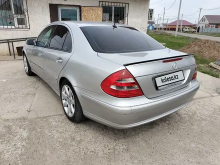 Mercedes-Benz E 320 2002 года за 3 700 000 тг. в Уральск – фото 6