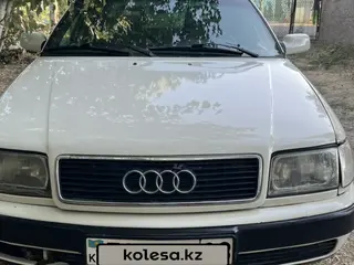 Audi 100, 1992