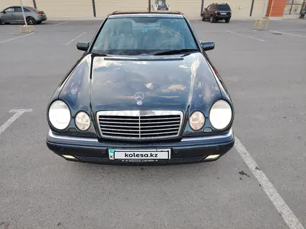 Mercedes-Benz E 240 1998 года за 5 500 000 тг. в Кызылорда – фото 11