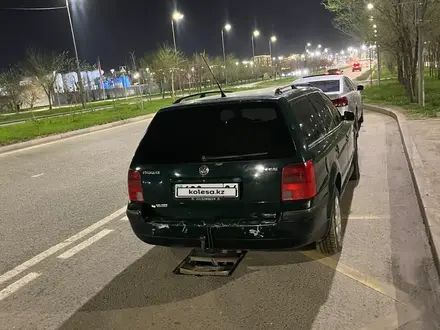 Volkswagen Passat 1998 года за 1 300 000 тг. в Алматы – фото 4