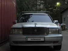 Toyota Crown, 1996