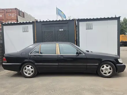 Mercedes-Benz S 320 1999 года за 4 000 000 тг. в Алматы