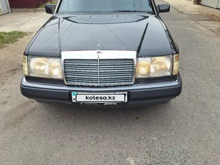 Mercedes-Benz E 230 1991 года за 1 750 000 тг. в Шымкент