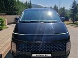 Hyundai Staria 2023 года за 19 000 000 тг. в Алматы