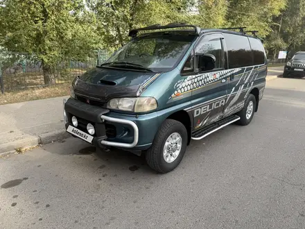 Mitsubishi Delica 1994 года за 4 200 000 тг. в Алматы