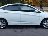 Hyundai Accent 2014 годаfor5 700 000 тг. в Алматы – фото 2