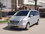 Mercedes-Benz Viano 2010 года за 8 700 000 тг. в Актобе – фото 2