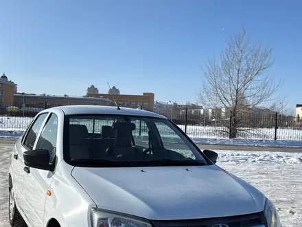 ВАЗ (Lada) Granta 2190 2015 года за 3 500 000 тг. в Уральск