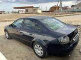 Audi A4 2003 года за 2 700 000 тг. в Атырау – фото 4