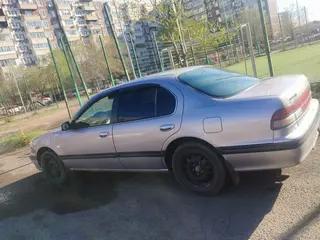 Nissan Maxima, 1996
