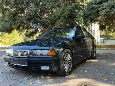 BMW 325 1991 года за 2 500 000 тг. в Алматы – фото 2