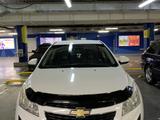 Chevrolet Cruze 2013 года за 4 150 000 тг. в Шымкент – фото 2
