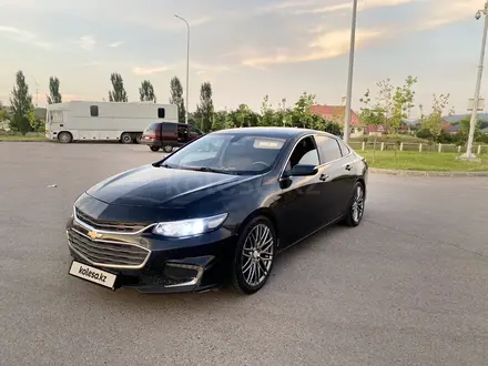 Chevrolet Malibu 2018 года за 7 200 000 тг. в Алматы – фото 2