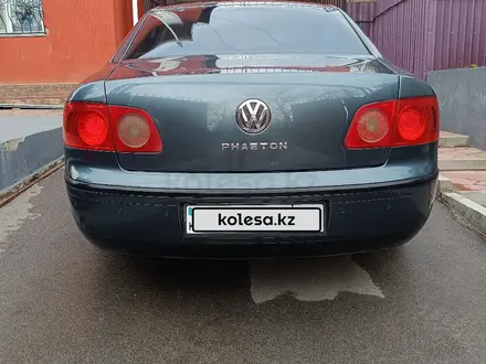 Volkswagen Phaeton 2003 года за 2 800 000 тг. в Алматы – фото 4