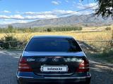 Mercedes-Benz C 200 2001 года за 2 700 000 тг. в Алматы – фото 2