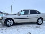 Opel Vectra 1996 годаүшін590 000 тг. в Актобе – фото 4