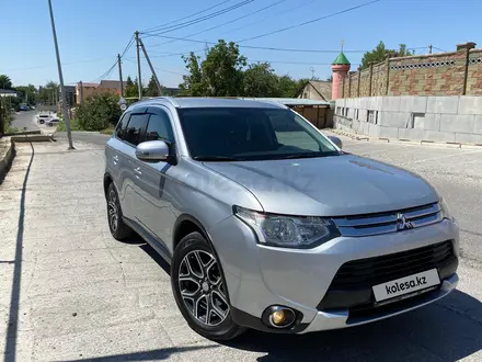 Mitsubishi Outlander 2014 года за 8 500 000 тг. в Шымкент