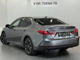Toyota Camry Luxe eCVT 2025 годаүшін22 800 000 тг. в Астана – фото 2