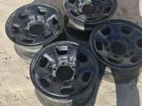 Диски (пятнадцатый) размер Toyota Hilux (четыре штуки) за 55 000 тг. в Актау – фото 2