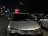 Toyota Avensis 1999 годаүшін2 600 000 тг. в Алматы