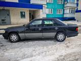 Mercedes-Benz E 200 1993 годаfor1 800 000 тг. в Семей – фото 4