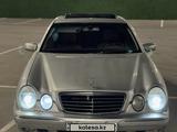 Mercedes-Benz E 320 2001 года за 4 600 000 тг. в Жанаозен – фото 3