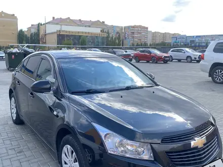 Chevrolet Cruze 2013 года за 4 300 000 тг. в Актобе – фото 2