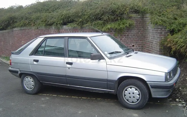 Renault 11 1988 года за 32 000 тг. в Караганда