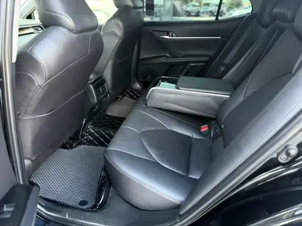 Toyota Camry Luxe 2023 года за 17 700 000 тг. в Кызылорда – фото 9