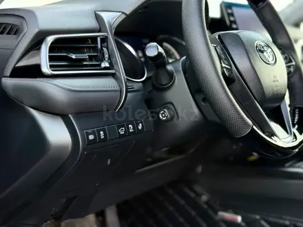 Toyota Camry Luxe 2023 года за 17 700 000 тг. в Кызылорда – фото 25