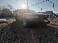 Volkswagen Passat 2001 годаүшін1 300 000 тг. в Атырау