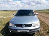 Volkswagen Passat 1996 годаүшін1 400 000 тг. в Атбасар