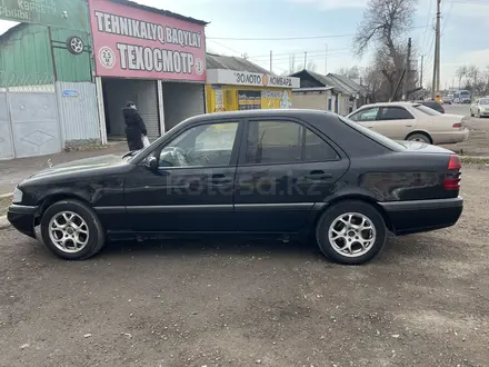 Mercedes-Benz C 180 1994 года за 1 300 000 тг. в Тараз – фото 2