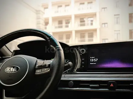 Kia K5 2021 года за 9 500 000 тг. в Алматы – фото 25