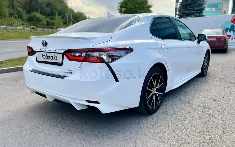 Toyota Camry 2021 годаүшін13 500 000 тг. в Алматы