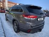 Toyota Highlander 2017 года за 17 100 000 тг. в Караганда – фото 5