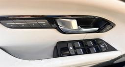 Land Rover Range Rover Evoque 2018 года за 17 500 000 тг. в Алматы – фото 5